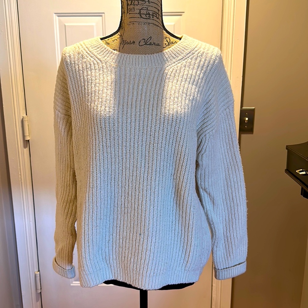 Vince ivory wool/cashmere/silk blend sweater Size Small